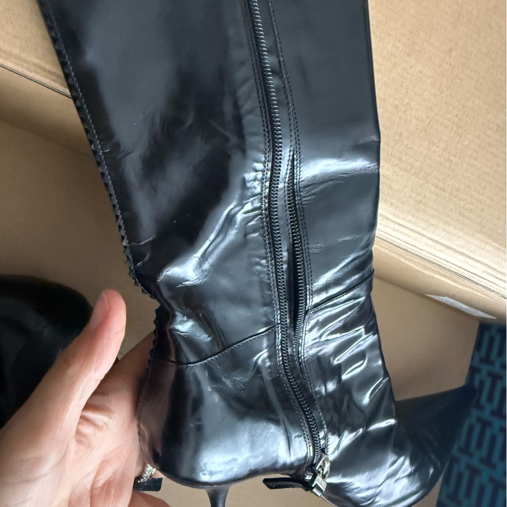 Fendi Black Women's Knee-High Boots - Picture 10 of 12